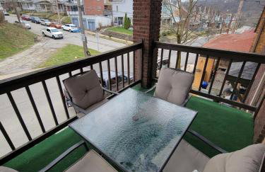 Comfy and Spacious 3 BR - Easy City Access - Foto 12