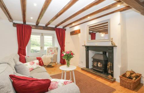 4 Barton Cottages - Photo 3