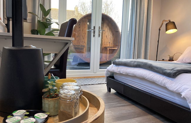 Contemporary Guest House With Outside Barrel Sauna - Foto 20