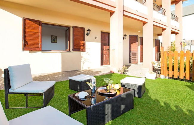 Vila Maer in Blanes With 5 Bedrooms and 2 Bathrooms - Photo 3