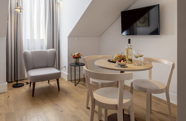 Lisbon Serviced Apartments Madalena - Photo 33