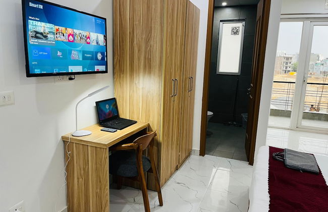 The Lodgers Luxury Studio Apartment In front of Artemis Hospital - Foto 3