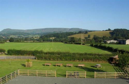 3 Bed in Boughrood BN370 - Photo 10