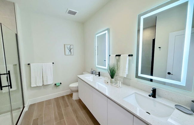 Upstay - Modern Home w Pool in New Development - Foto 17