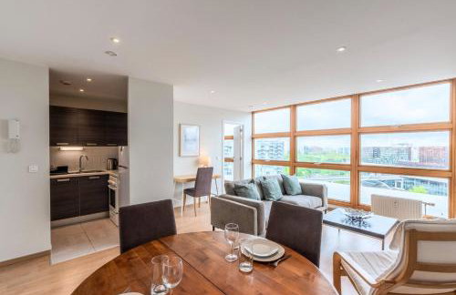 One bedroom apartment at the foot of the stations - Foto 1