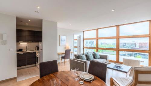 One bedroom apartment at the foot of the stations - Foto 1