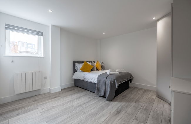 Remarkable 2-bed Apartment in Camberley - Foto 6