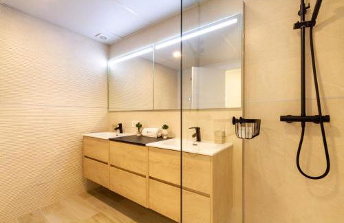 MARBELLA BANUS SUITES - Harbour Seafront Apartment - Foto 74