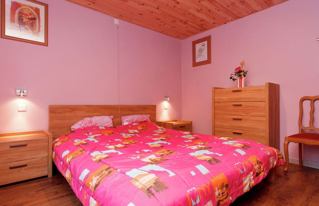 Quaint Holiday Home With Fenced Garden in Manhay - Photo 5