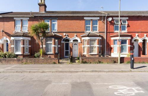 Classy Home near Southampton Airport -Free parking - Foto 19