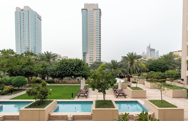 Lux BnB I Turia Tower I Lake & Garden View - Foto 22