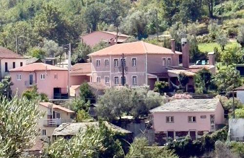 Casas Cor de Rosa - Foto 52