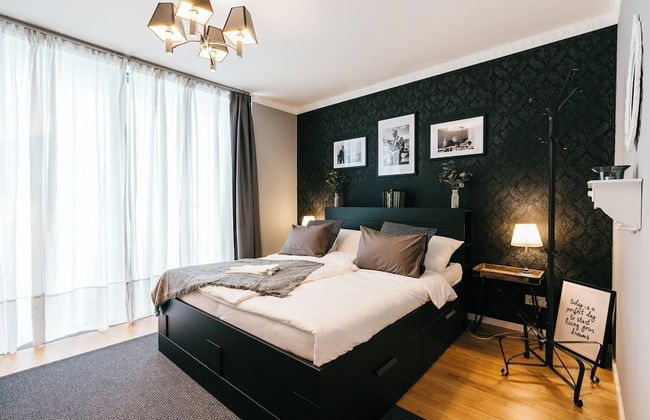 YoHome - Luxury Downtown Apartment - Photo 2