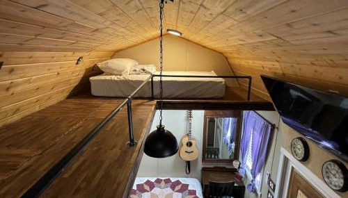 Tiny Tiny Bunkhouse - Photo 4