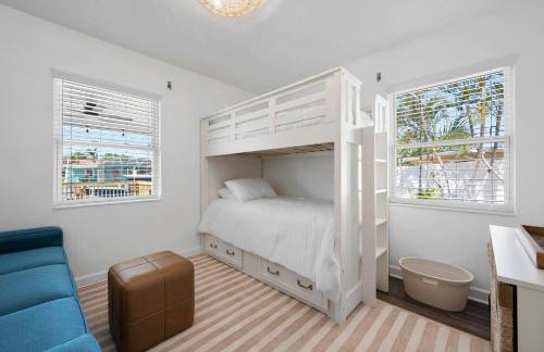 Bayside Hideaway! Private pool with water view and canal side dock! Available for Summer! - Foto 39