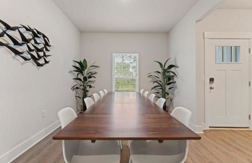 Mins to the Beach/King Beds/Arcade-Snowbird Deals! - Foto 18