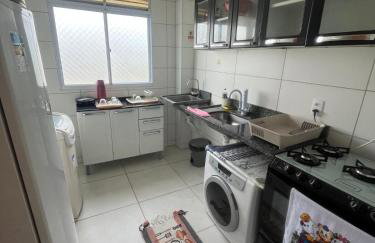 Apartamento inteiro 1 Q 7º andar - Foto 2