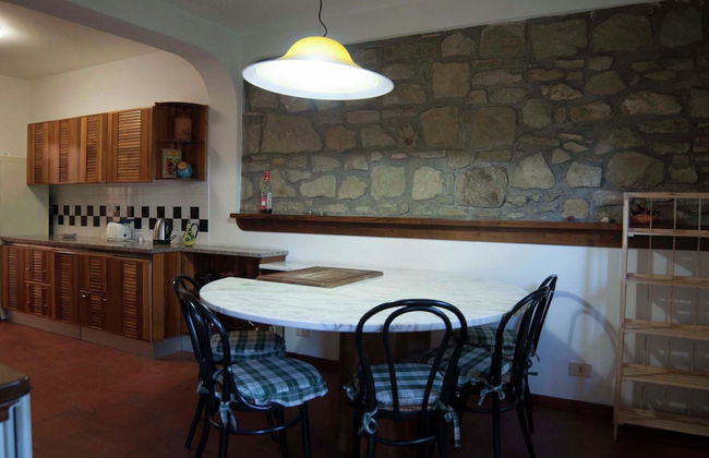 Villa in Casentino With Pool & Castle Views - Foto 13