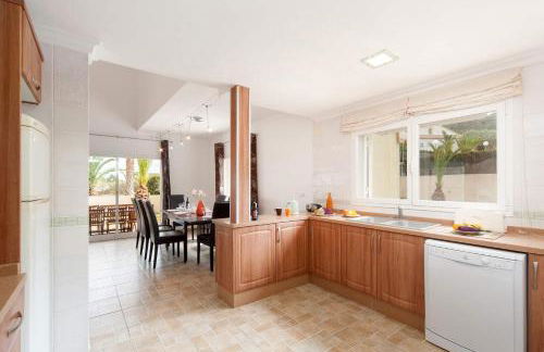 0339 Villa Fresno - Photo 15