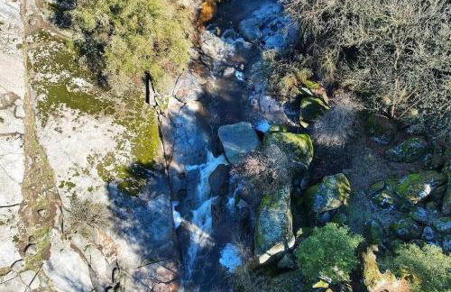 Yosemite Riverside Retreat with small beach access and air conditioning - Foto 20