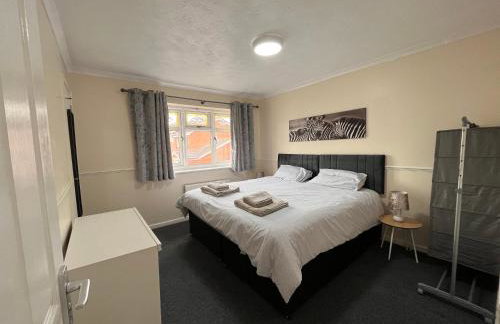 Cosy 2 bedroomed semi detached house - Foto 2