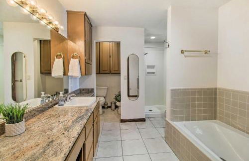 Patio, Grill and Fire Pit Show Low Escape! - Foto 12