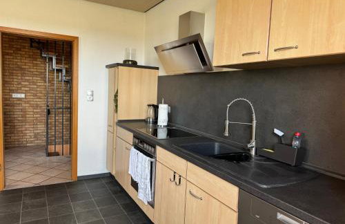 Haus Pia in ruhiger Lage, sehr messenah gelegen - Foto 8