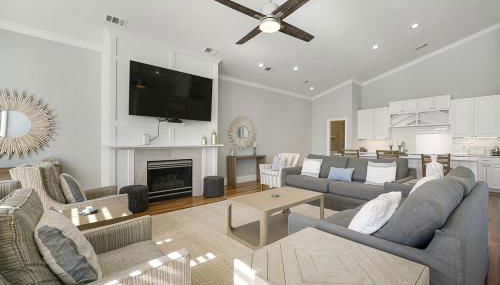 Coral Shores - Huge Beach House with an Ocean View & Private Covered Pool - Foto 1