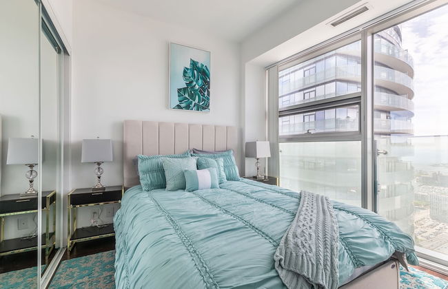 Maple Leaf Square - Photo 39