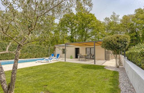 Villa Lana with Private Pool - Photo 10