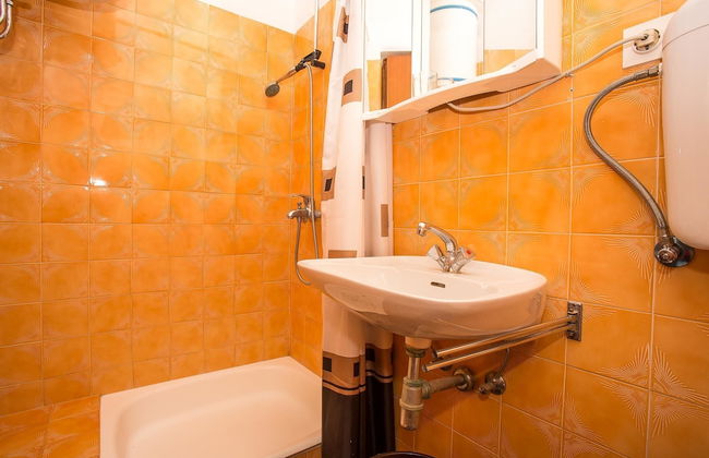 Apartments and Rooms Mlacović - Photo 35