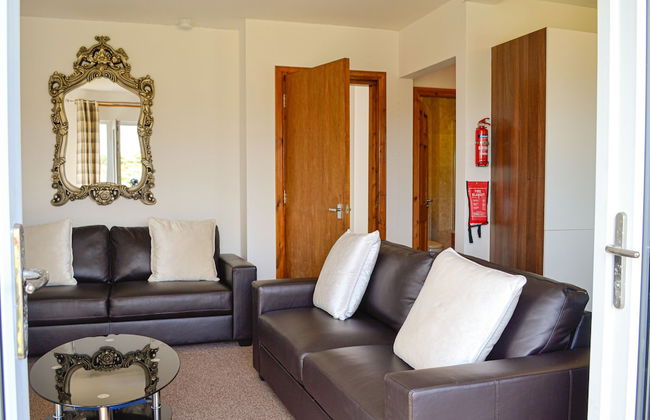Self Catering at The Fairways - Photo 37