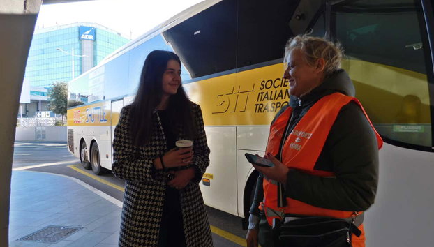 Rome Fiumicino Airport Shuttle Bus - Photo 3