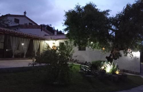 ENTRESIERRAS Apartamentos rurales con chimenea, barbacoa y espacio para eventos - Foto 51