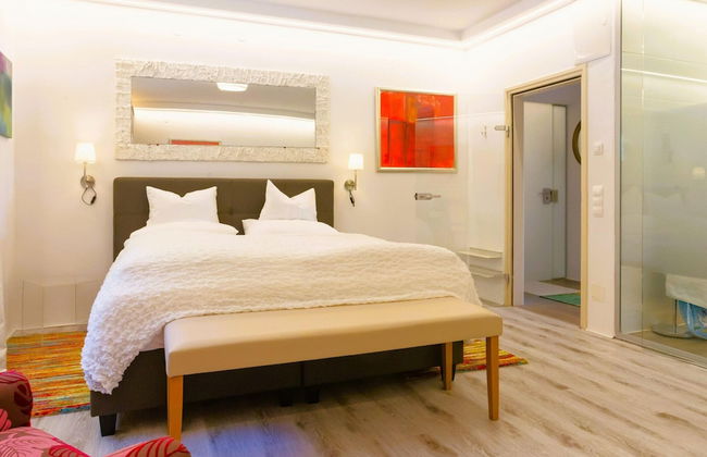 Worth Apartment in Maria in the Garden - Photo 3