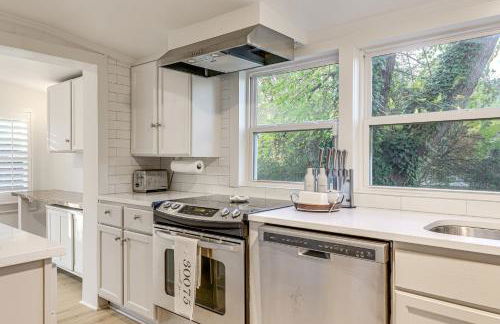 Walk Downtown and Canton Street Roswell Retreat! - Foto 11