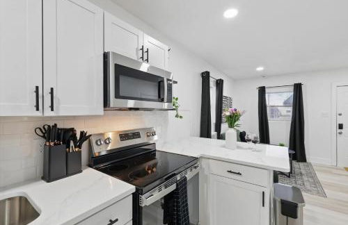 Modern 2BR Unit Hot Tub Outdoor Lounge - Foto 5