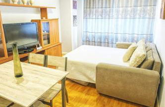 New Luxury Apartment with Pool - Foto 3