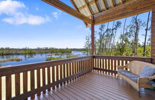 Fun fishing river cabin 23mi to beach with private dock 3BD 2BA - Foto 29