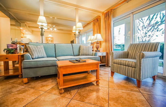 Coral Reef Beach Resort - Foto 9