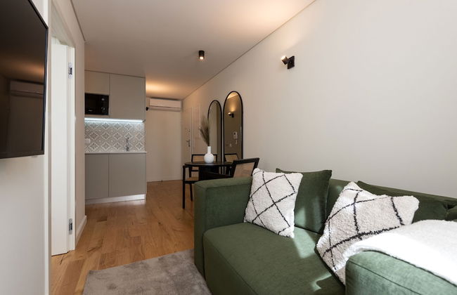 Mouzinho da Silveira 215 by LovelyStay - Foto 47