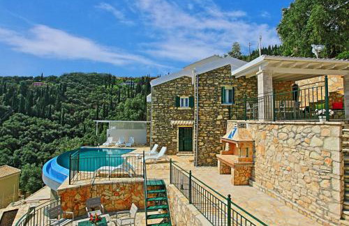 Villa Regina: Above Agni, superb views and pool - Photo 9