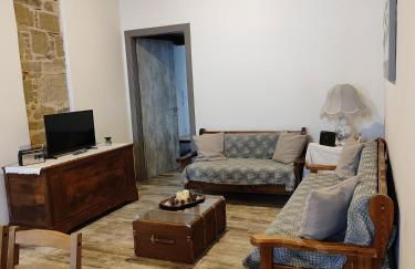 Flora's Traditional House - Foto 9