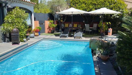 Les arbousiers - Foto 2