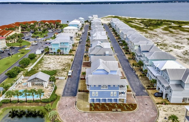 Sea View Play 3 Bedroom Home by RedAwning - Photo 38