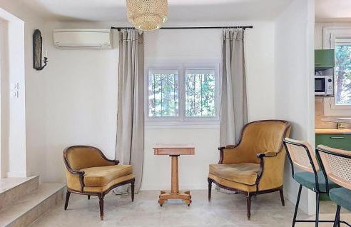 Amazing Home In Aramon - Foto 12