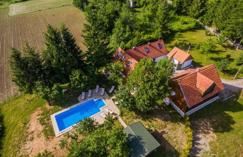 Beautiful cottage with heated pool for 22 ppl - Foto 28