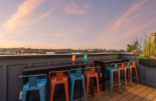 Hot Tub Poker Pool Table & Rooftop City MLS View - Foto 62