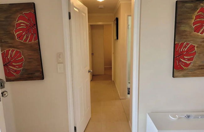 Cheerful 3 bedroom house with free parking - Foto 6