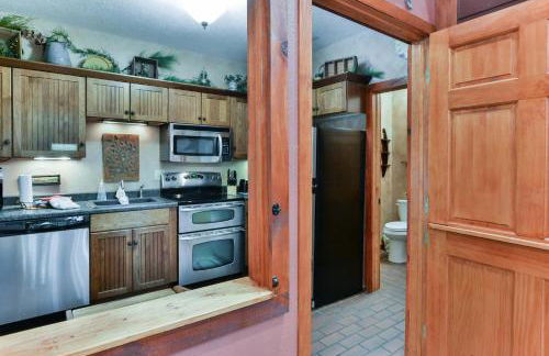 The Hiding Place - Foto 20